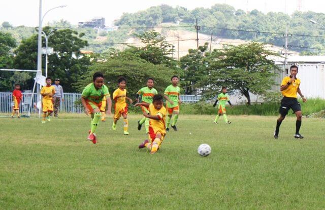 Lomba Sepak Bola Antar Kelas